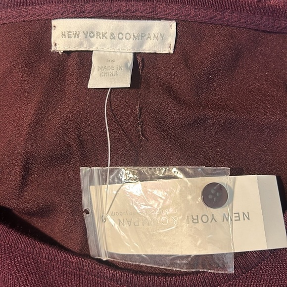 NY&Co Burgundy Dress Bell Sleeve Buttons On Back XS - Picture 4 of 5